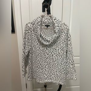 Cowl neck. 3/4 sleeves. Fuzzy.